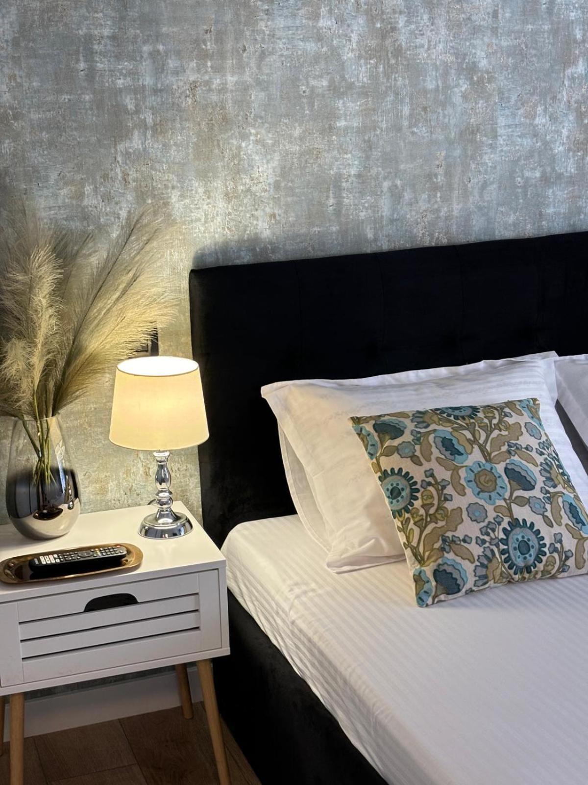 Rorada Apartament Făgăraş Exteriör bild