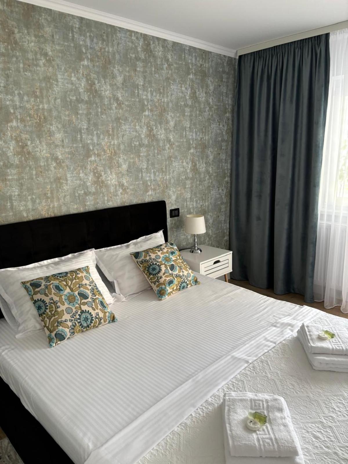 Rorada Apartament Făgăraş Exteriör bild