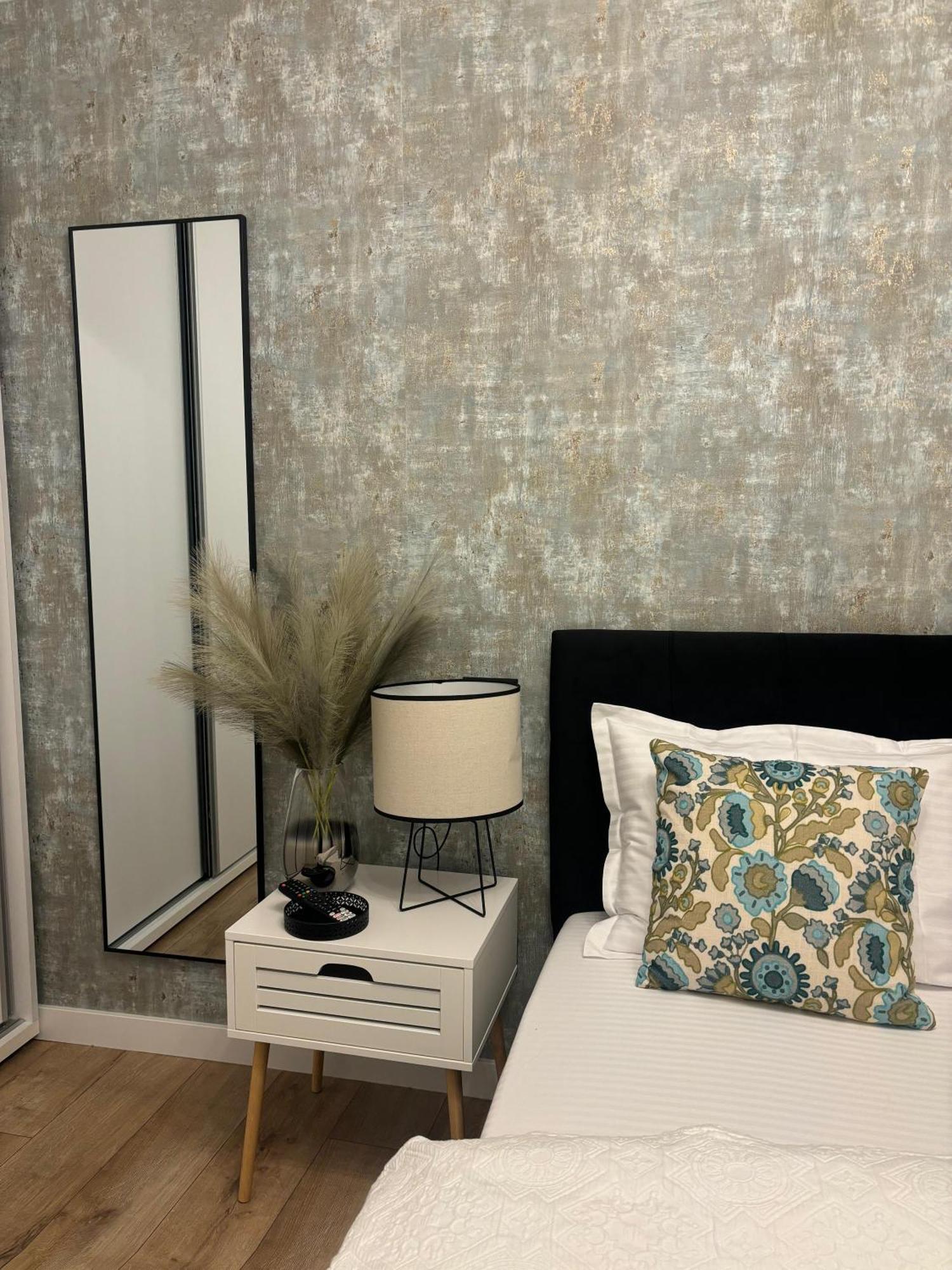 Rorada Apartament Făgăraş Exteriör bild